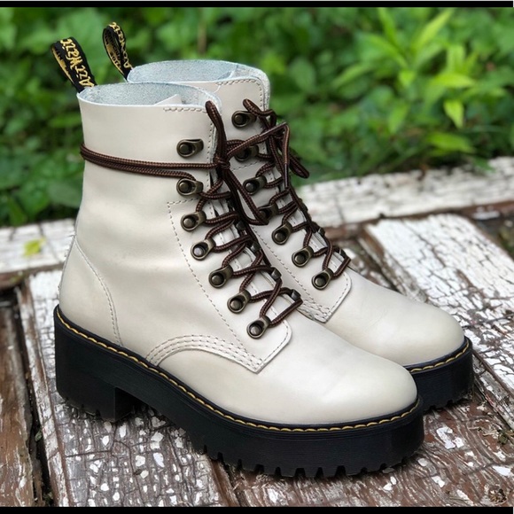 Dr Martens Leona Wear them? Wear with style! - Picture 6 of 6